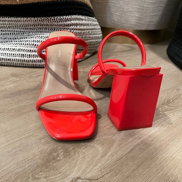 Orange red block heel. Great condition. Pop of color goes with any outfit. - Picture 2 of 4